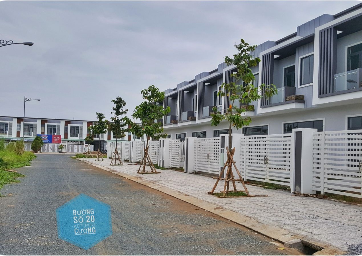 Cần bán hai căn liền kề p36, đường số 20 KĐT Phú Cường
